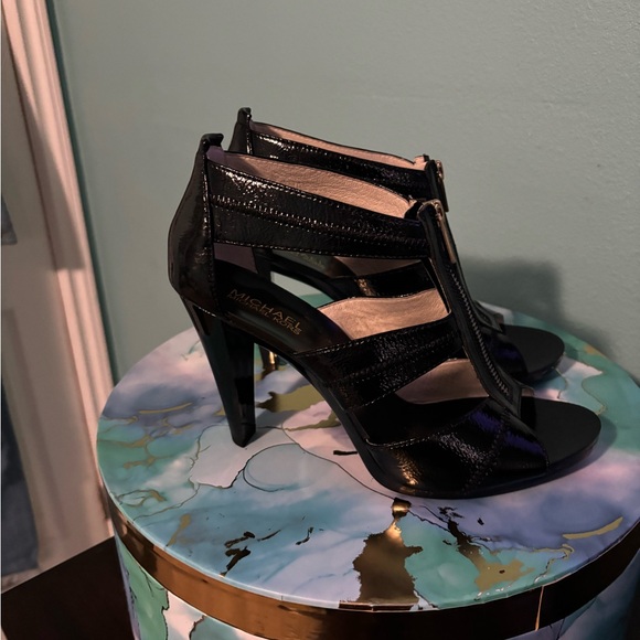 Michael Kors, Black patent leather, size 9 1/2 - Picture 6 of 13